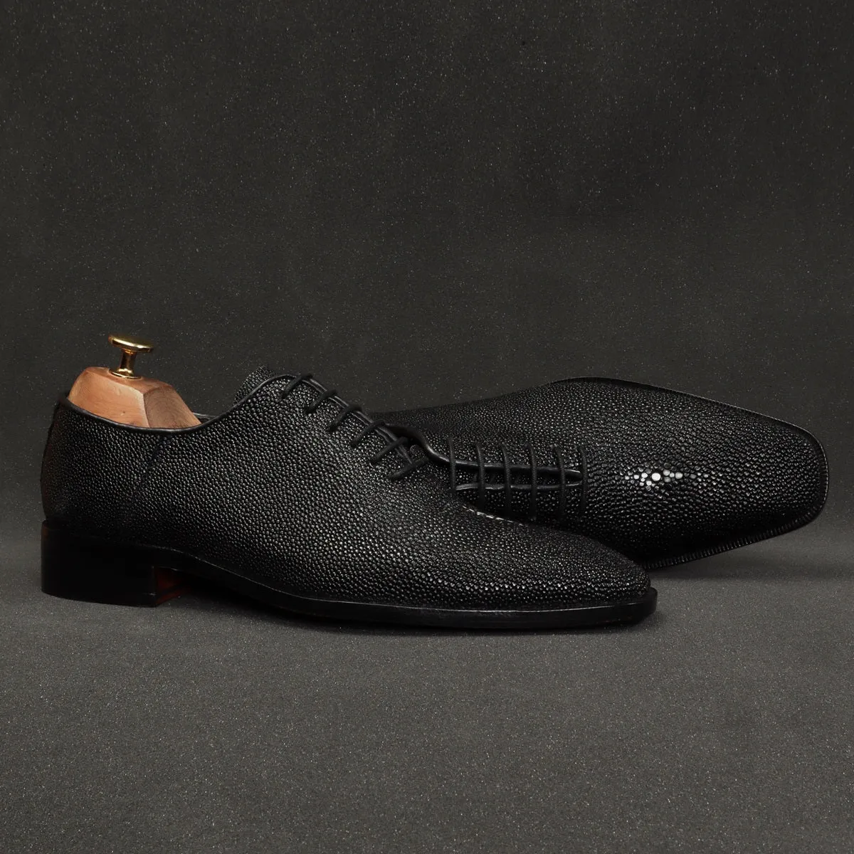 Black Oxfords Lace-Up Formal Shoes in Exotic Black Stingray Fish Leather
