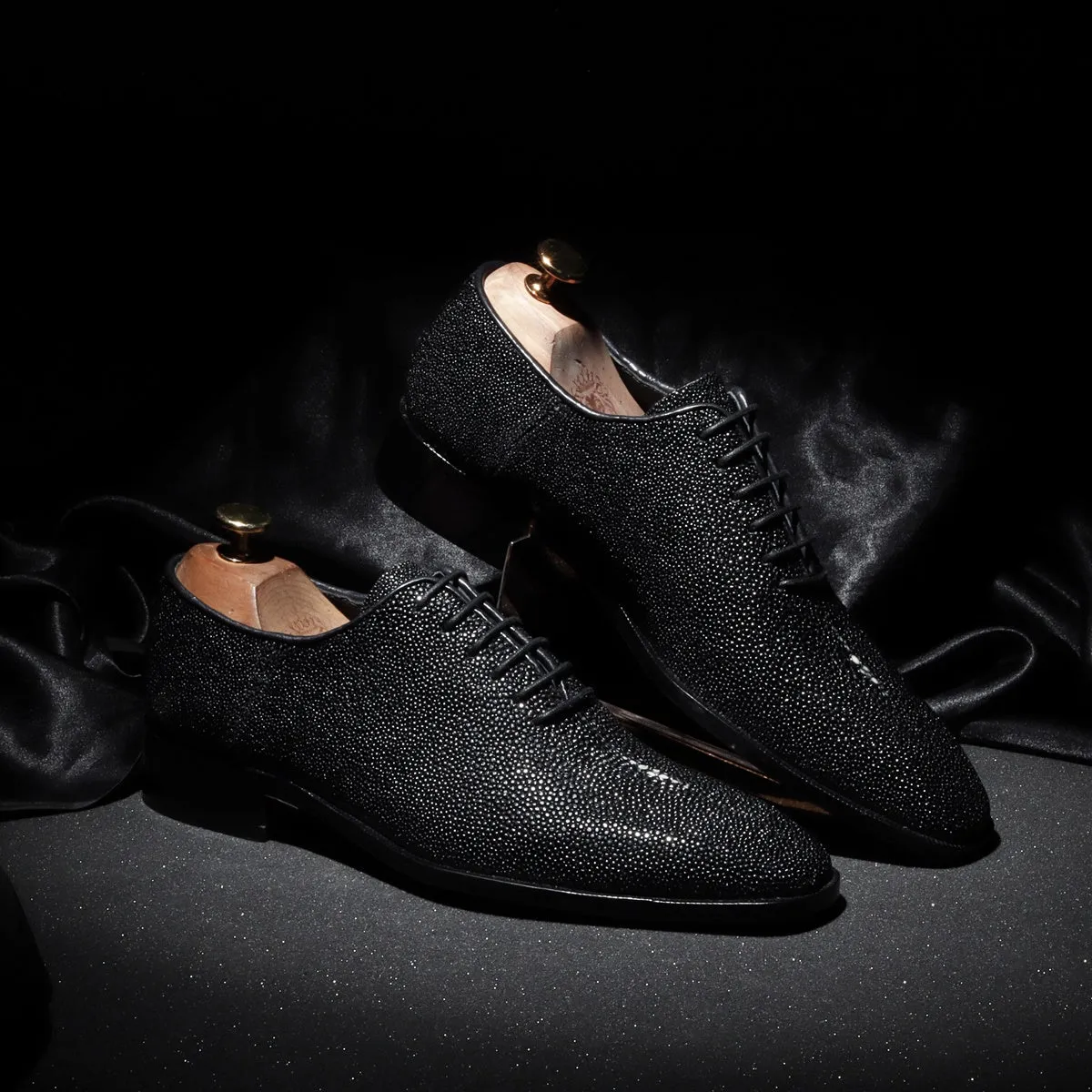 Black Oxfords Lace-Up Formal Shoes in Exotic Black Stingray Fish Leather