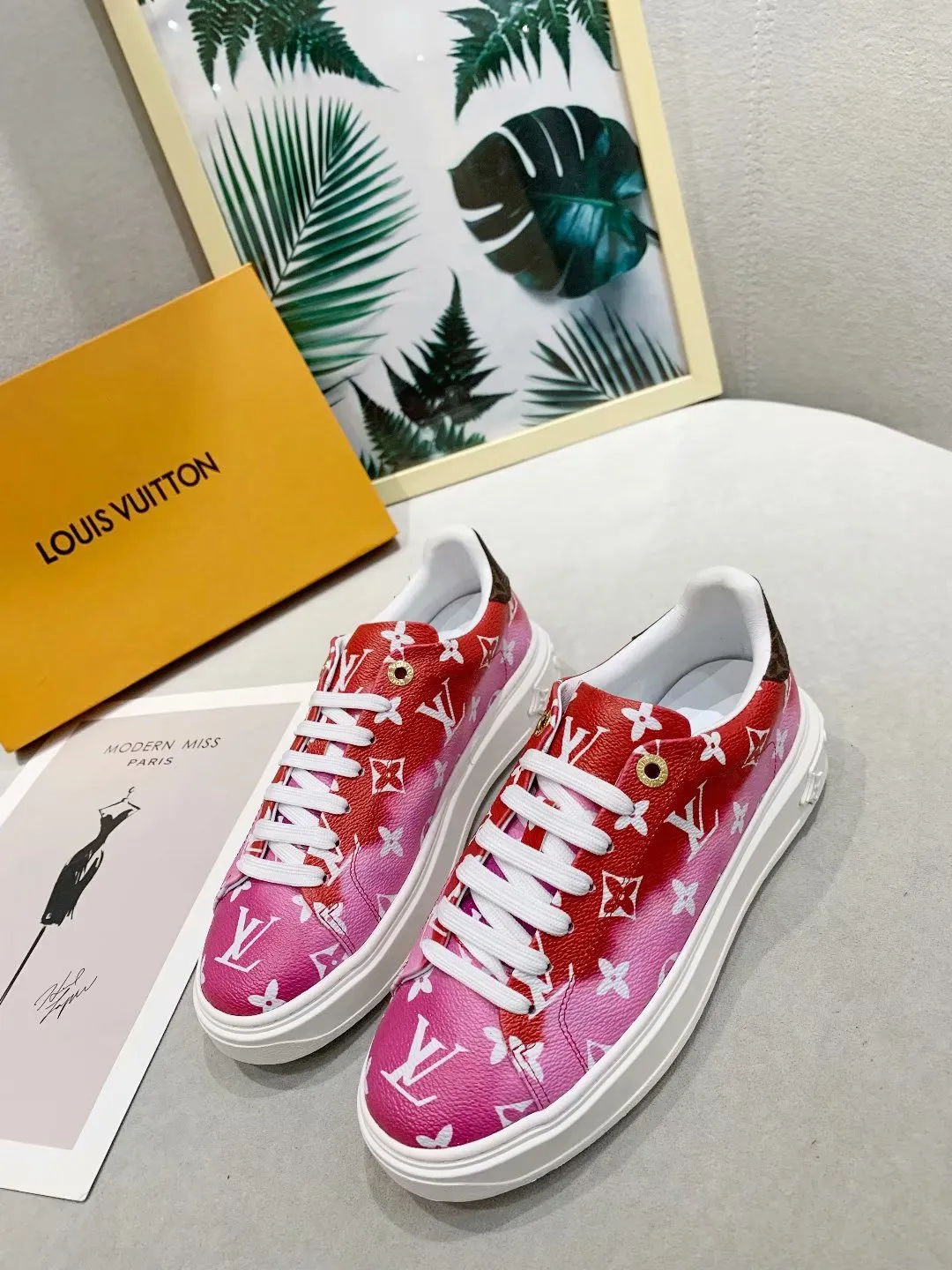 Louis Vuitton Casual Low Pink Sneaker