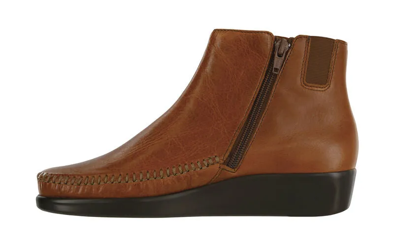 SAS Jade Ankle Boot - Chestnut